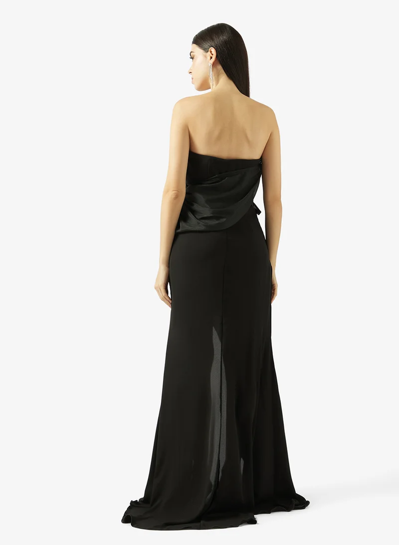 ايرا فستان واسع بفتحة جانبية وحافة واسعة